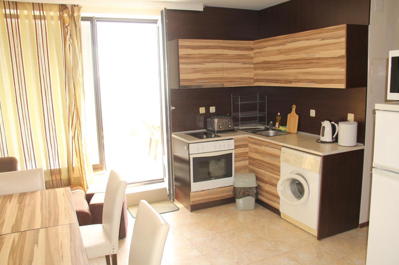 Ivtour Apartments In Yalta Complex Złote Piaski Zewnętrze zdjęcie