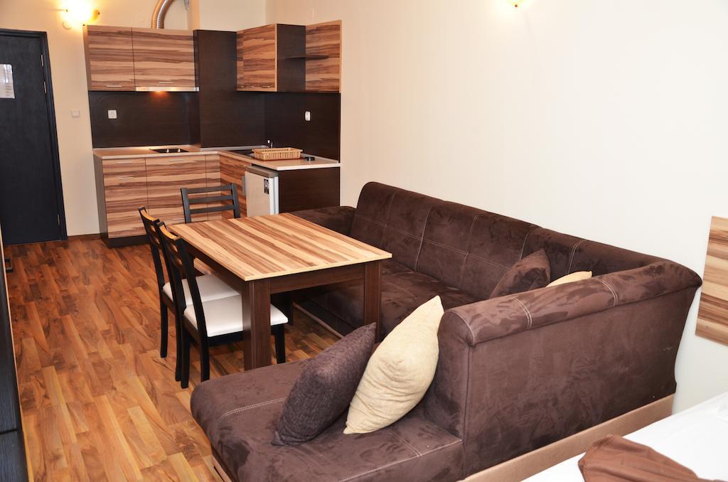 Ivtour Apartments In Yalta Complex Złote Piaski Pokój zdjęcie